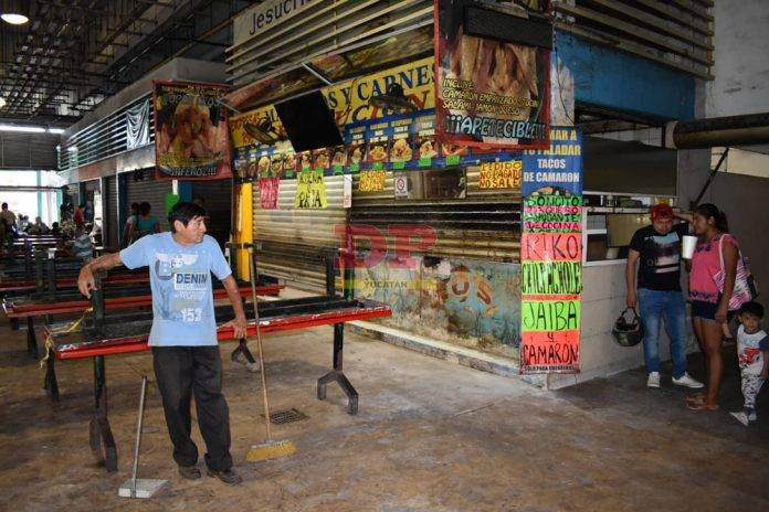 Explosión en puesto de tortas, en el mercado de Progreso