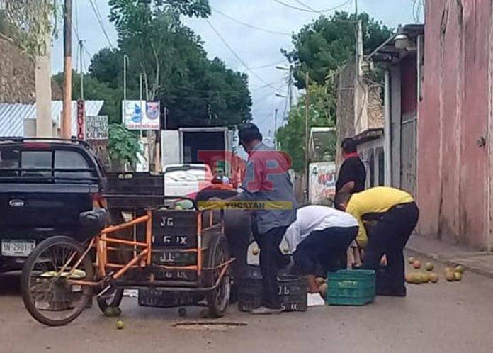 Oxkutzcab: en vez de fregarlo, lo ayudaron