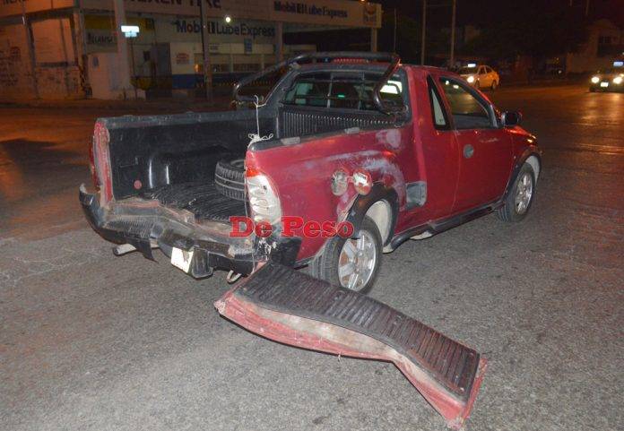 Tornado desmadrugador en la av. Canek