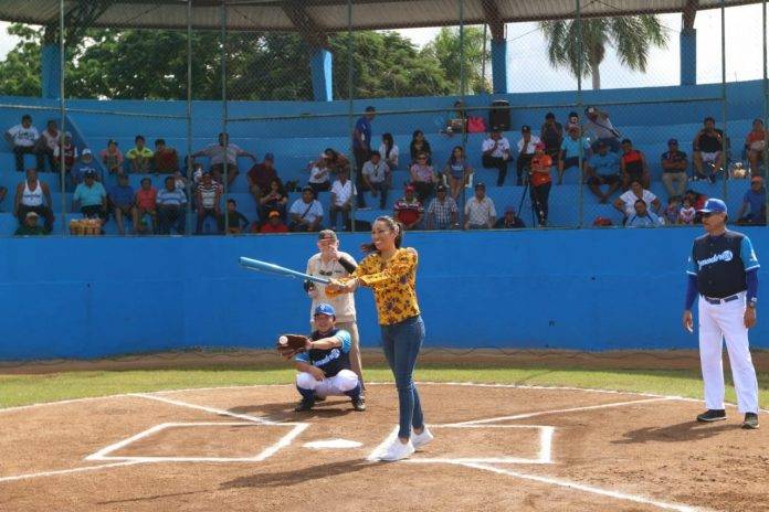 Karem Achach, de deportista a regidora