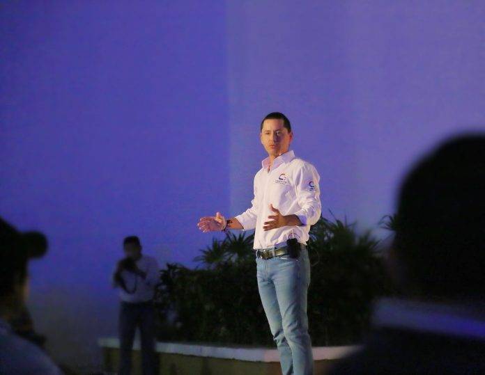 El Postigo: negoció Eliseo