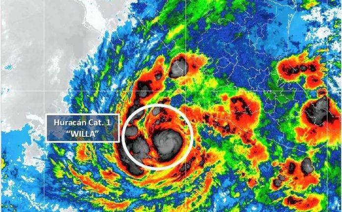 El Centro Nacional de Huracanes con sede en Miami indicó que Willa podría convertirse en un huracán de categoría 3 o más para el lunes por la mañana.