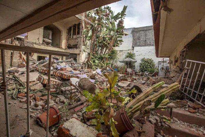 Explosión en Tijuana mata a una persona y lesiona a tres