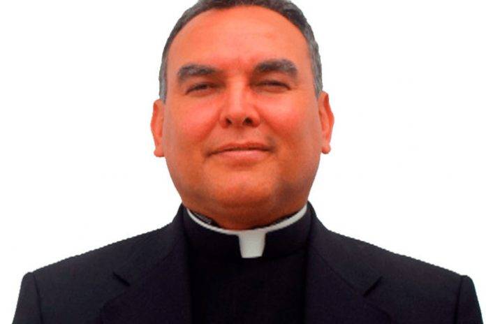 El sacerdote Juan Manuel Riojas Martínez, padre “Meño”, se salvó de 23 años en prisión, pero no de 15.