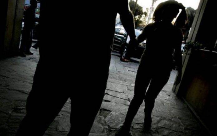 La mujer que prostituía a su hijita de 6 años en Tabasco ya fue detenida.