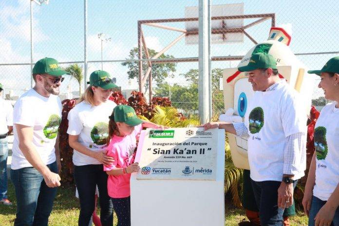 El alcalde electo Renán Barrera encabezó la siembra de 3 mil arbolitos en el fraccionamiento Gran Herradura de Ciudad Caucel.