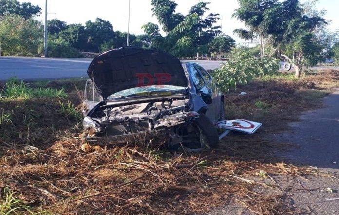Por borracho desgració su auto en el Periférico de Mérida