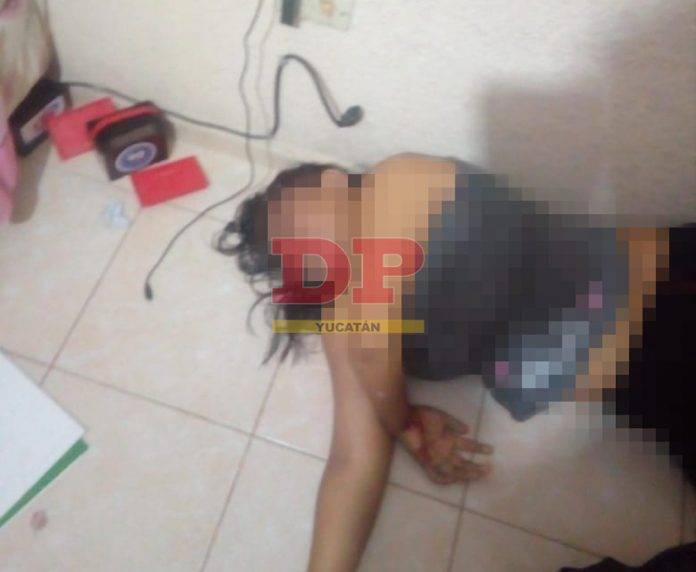 Quinceañera se 'cuelga' de un hamaquero en Umán