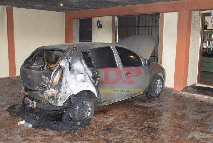 Por venganza o berrinche quemó el auto de su señora madre