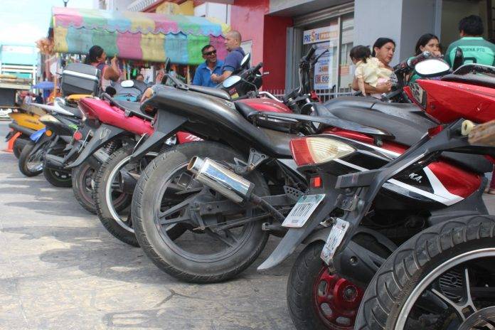 Meten en cintura a motociclistas en Progreso