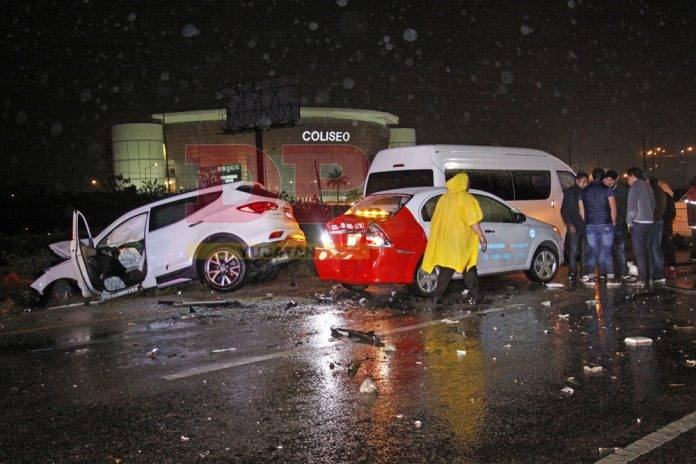 Por culpa de un beodo, un accidente de 5 vehículos se volvió de 8