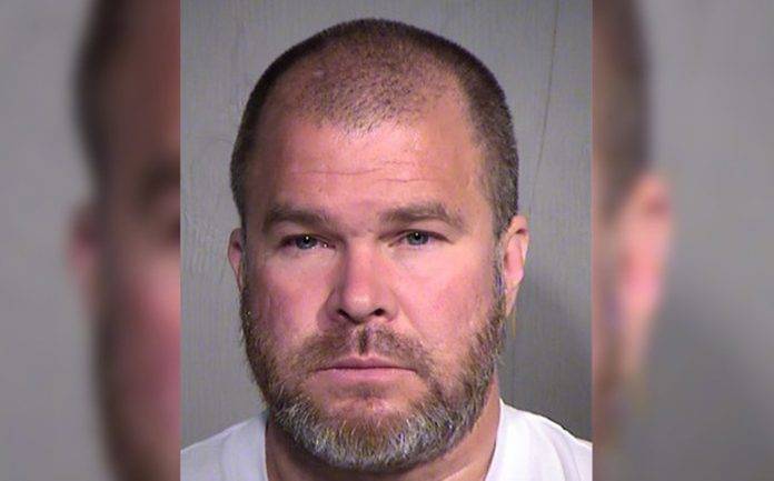 Pleito por un 'Tupperware' terminó a balazos en Arizona