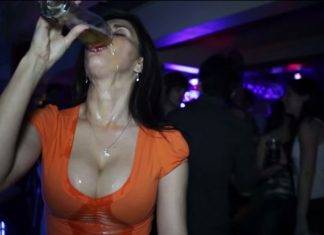 Mujeres ‘chupadoras’ las más fieles, según un estudio Mujeres 'chupadoras' las más fieles, según un estudio