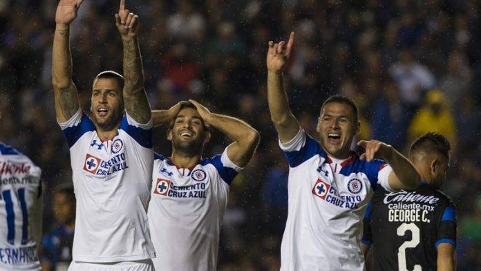 Cruz Azul dio un pasito más hacia el título.