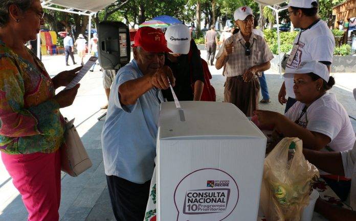 No podía esperarse nada menos que la aprobación de los proyectos de López Obrador, llevados a consulta pública este fin de semana pasado, por un 90 por ciento de los que fueron a las urnas. Entre esos proyectos está el Tren Maya, que nos toca en la región sureste.