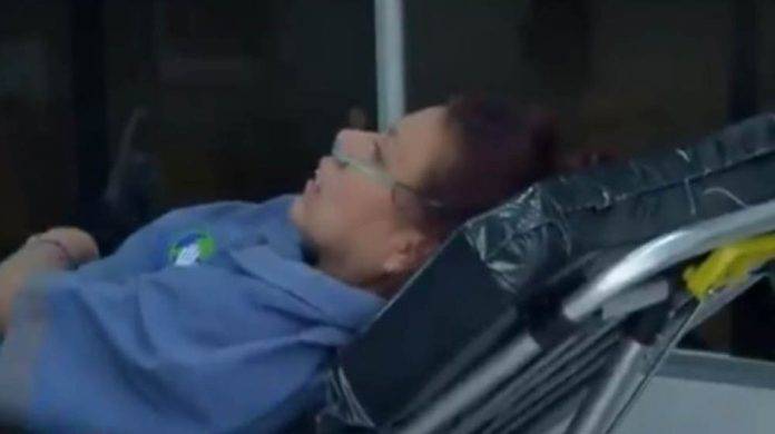 Cinco trabajadores de un gimnasio intoxicados al limpiar la piscina