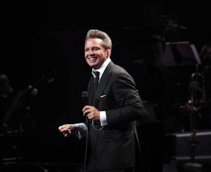En media hora agotan boletos para conciertos de 'Luismi' en Chile
