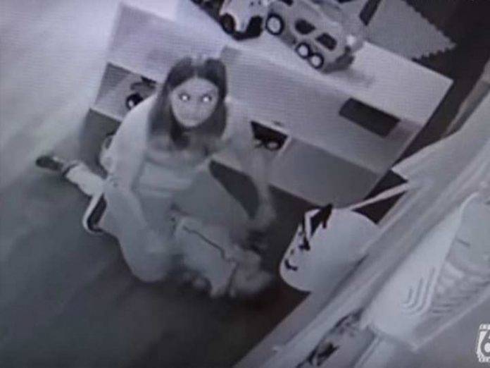 Maestra arrestada por agredir brutalmente a niño de 4 años