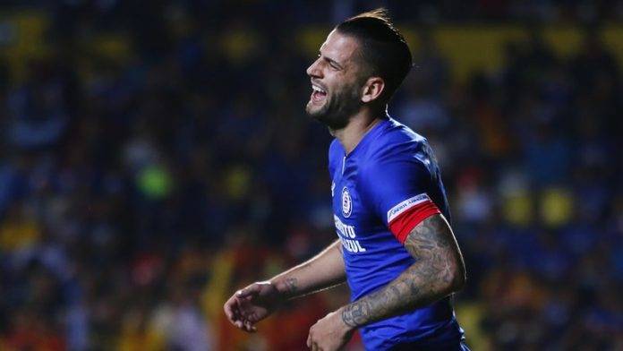 Edgar Méndez, pieza clave del Cruz Azul de Caixinha.
