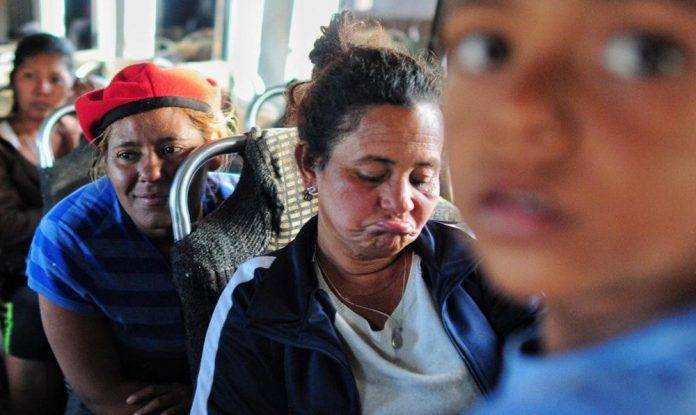 Alcalde de Tijuana tilda a migrantes de 'mariguanos y violentos'