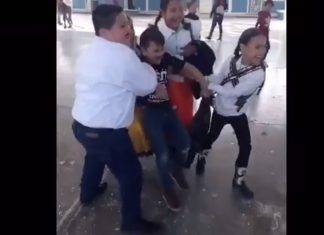 Morrita obliga a niño a casarse en la kermes