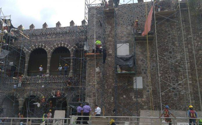 Le cayó encima una piedrota de cinco kilos en Cuernavaca