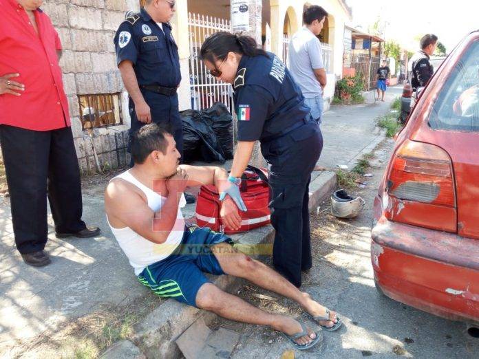 Aterrizaje forzoso de motociclista por culpa de un guiador