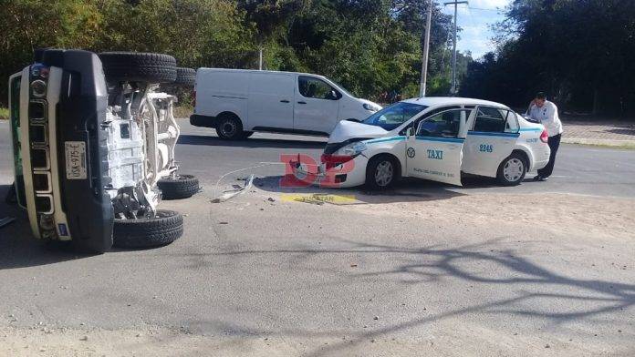 El holandés 'apentontando' se estrella contra taxi en Valladolid