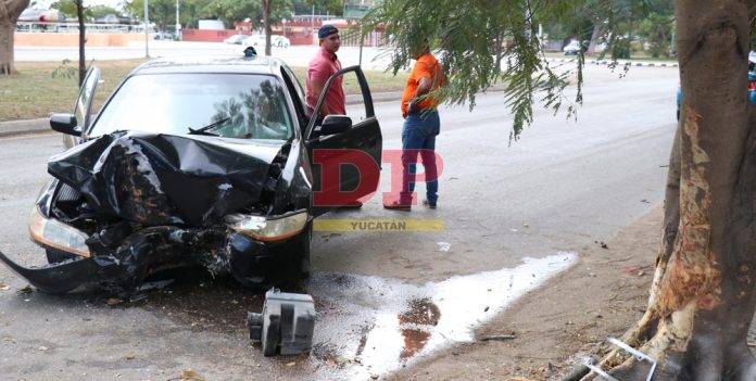 Se le mete un camión en el camino y da el ¡flamboyanazo!