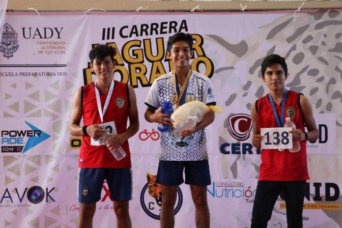 Ganadores de la “Jaguar Dorado” ganan su pavo