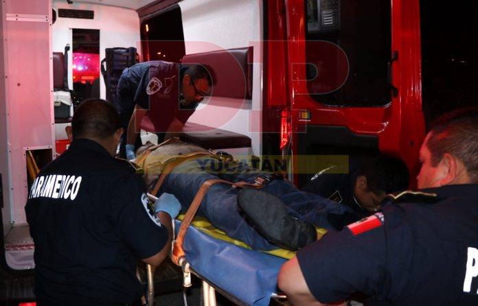 Rescatan a guiador que se fue a hondonada en sentido contrario