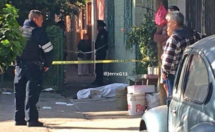 Muere acuchillado chofer de autobús que persiguió a un ladrón