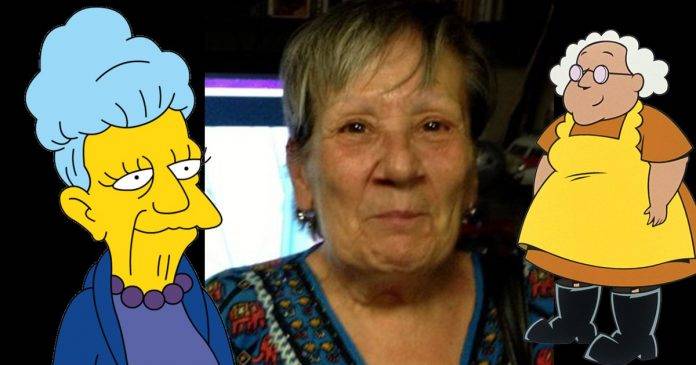 Fallece Ángeles Bravo, quien diera vida a Muriel en 'Coraje El Perro Cobarde', Agnes Skinner de 'Los Simpson'.