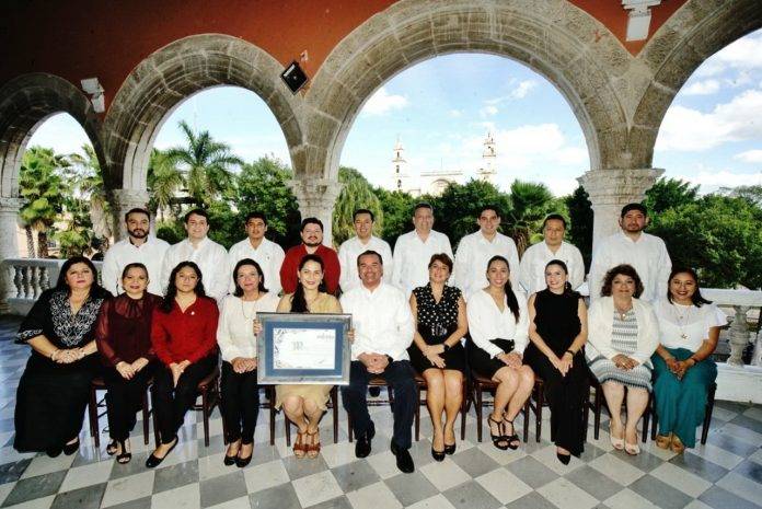 Mérida celebra a mujeres baluartes