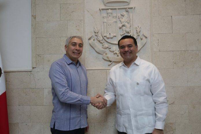 Mérida estrecha lazos culturales con Belice