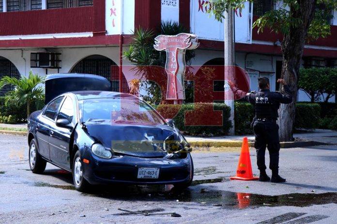 Llevaba tanta prisa que causó aparatoso choque en la Colón