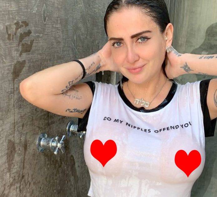 Celia Lora enciende los faros en redes sociales