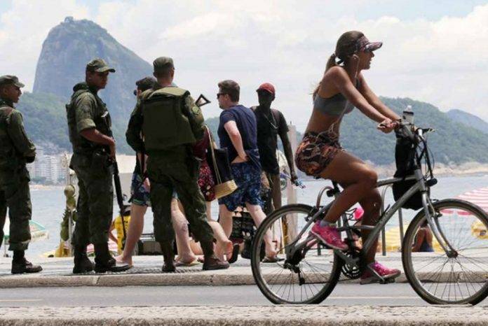 Autorizan a policías matar a delincuentes armados