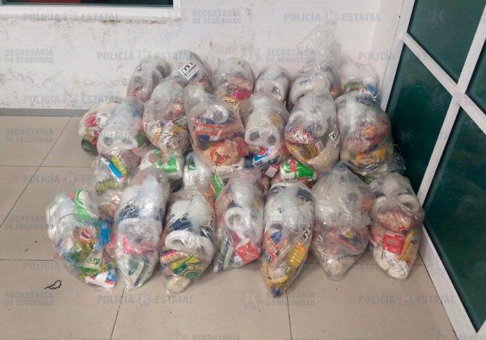 Funcionarios municipales roban despensas para programas sociales