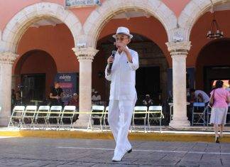 Muere voz de Serenatas de Santa Lucía, don Antonio Marín Antonio Marín y Aguilar dedicó primero su vida a la docencia y después a la locución.