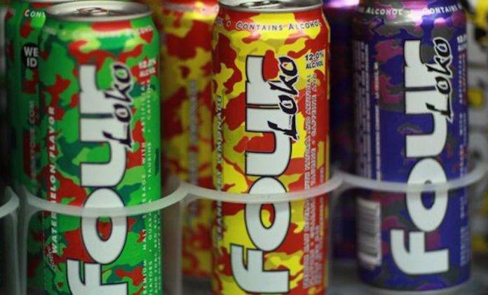 Lesionado al caer de un techo, tras beber un FourLoko