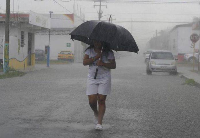 Saca tu paraguas que se prevé chubascos por la tarde-noche