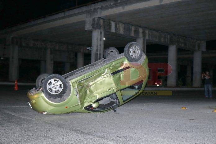 Certero golpe de un March hace volcar a un Matiz