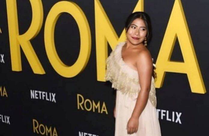 Yalitza Aparicio se dice orgullosa de ser una indígena oaxaqueña. (Foto Redes Sociales)
