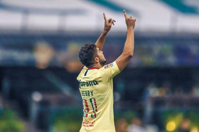 Henry Martín, juegue poco o mucho, sigue respondiendo a la mera hora.