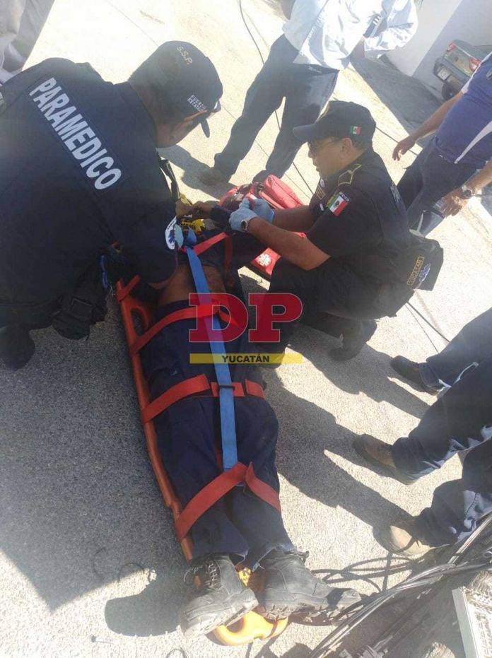 Por el golpe, el empleado de Telmex quedó inconsciente pero afortunadamente luego reaccionó.