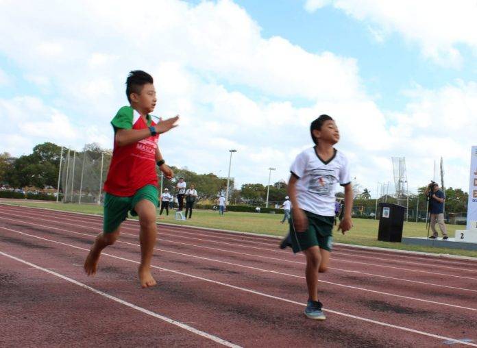 Es en el estadio “Salvador Alvarado” donde se puso en marcha la fase estatal de los “Juegos Deportivos Nacionales Escolares” de educación básica.