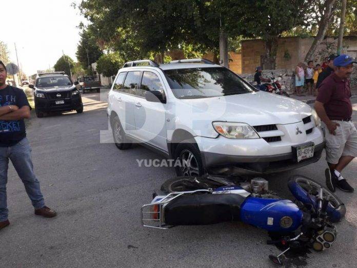 Una conductora en estado de ebriedad generó un accidente de tránsito en calles de Temax