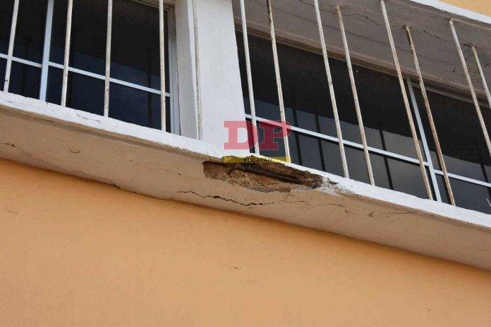 El accidente estrucutral no cobró víctimas pero seguramente Protección Civil tomará cartas en el asunto.