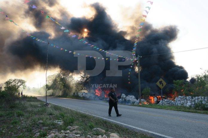 'Deshuesadero' queda como sucursal del infierno por las llamas